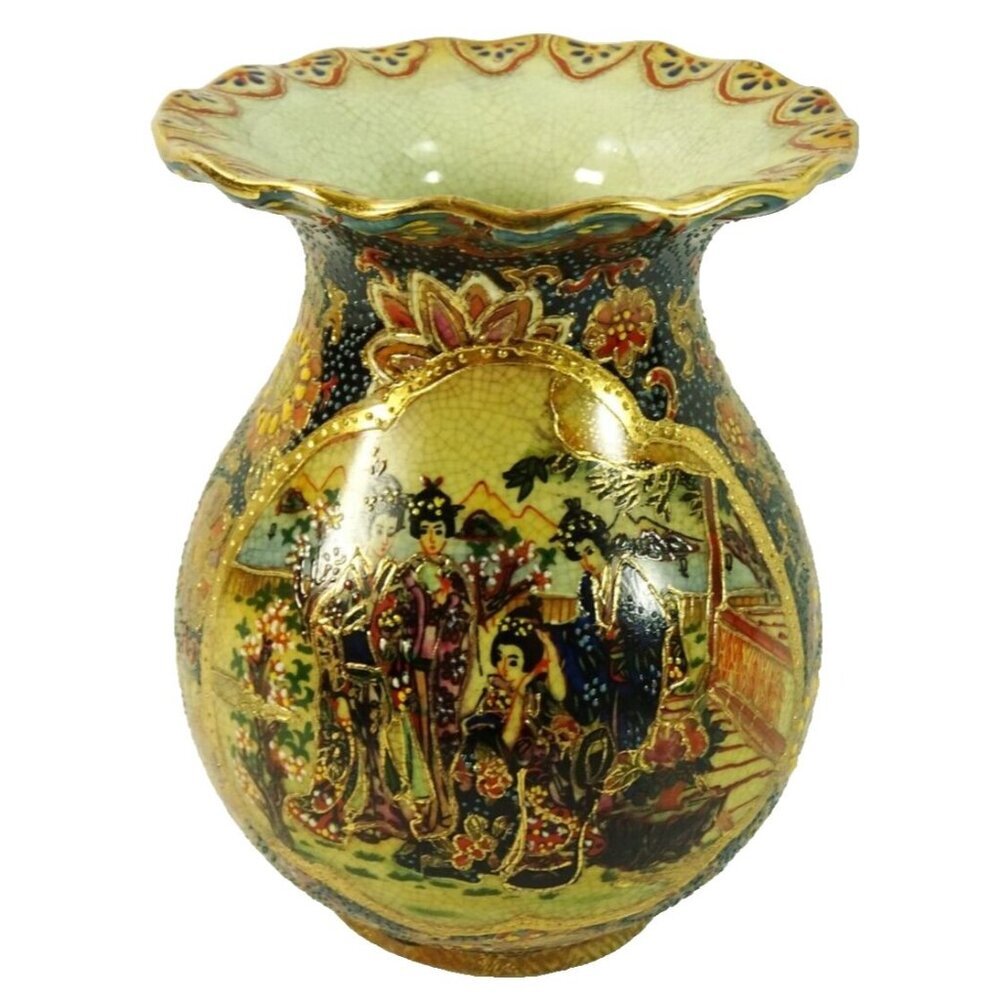 Vintage Chinese Satsuma-Style Vase Scalloped Edges Geisha Butterfly Floral
